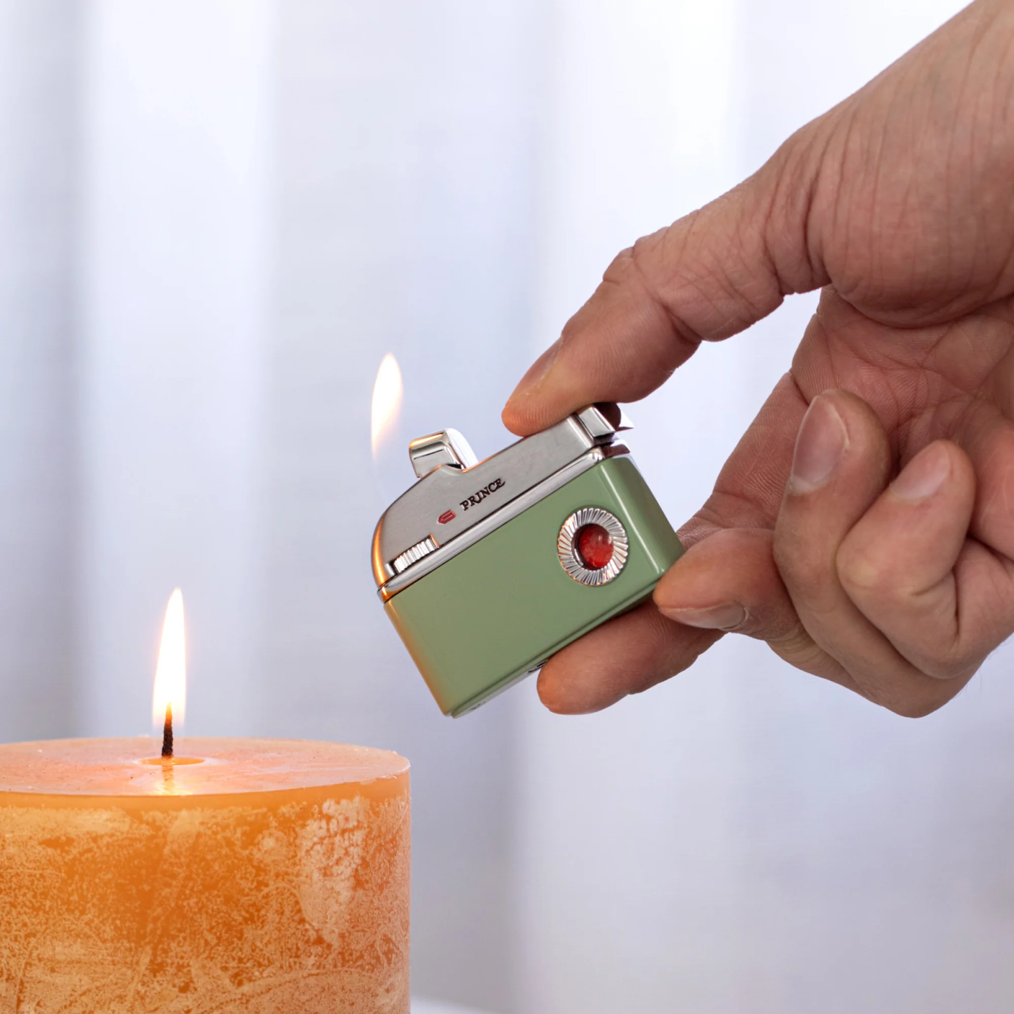 Dolphin Lighter - Image 32